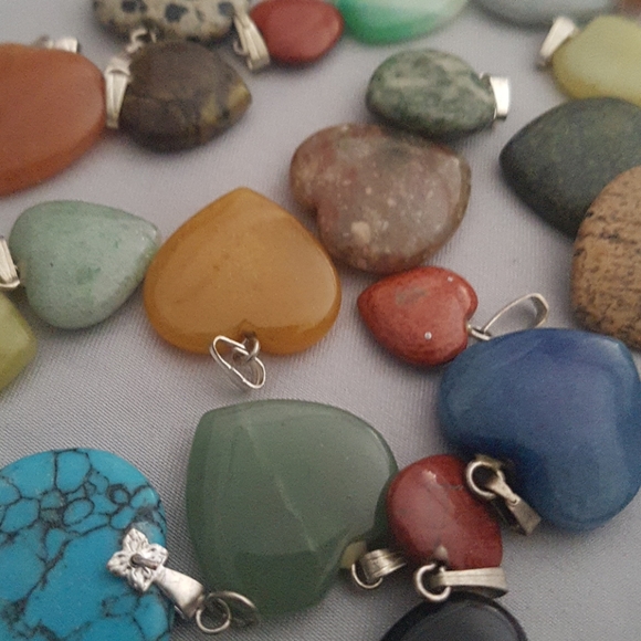 Hand Crafted Jewelry - Lot of 15 Various Gemstone Heart Pendants